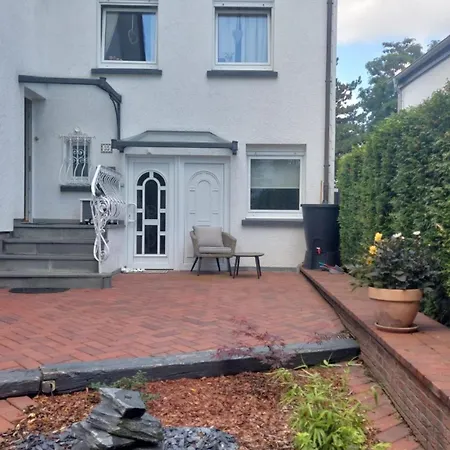 Mit Eigenem Bad Und Eigenem Eingang Apartment *