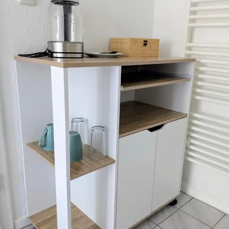 Apartment Mit Eigenem Bad Und Eigenem Eingang *
