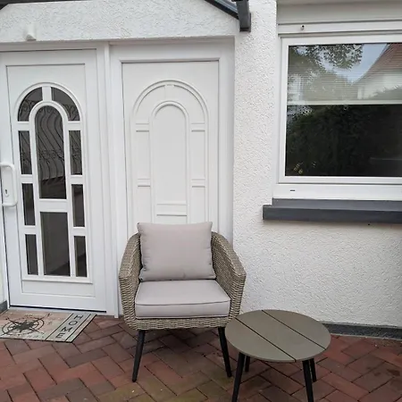 Mit Eigenem Bad Und Eigenem Eingang Apartmán