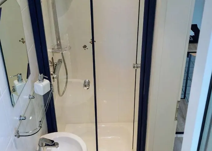 Apartment Mit Eigenem Bad Und Eigenem Eingang